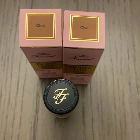 Too Faced Born This Way Super Coverage Multi Use Concealer in Chai - Picture 5 of 8
